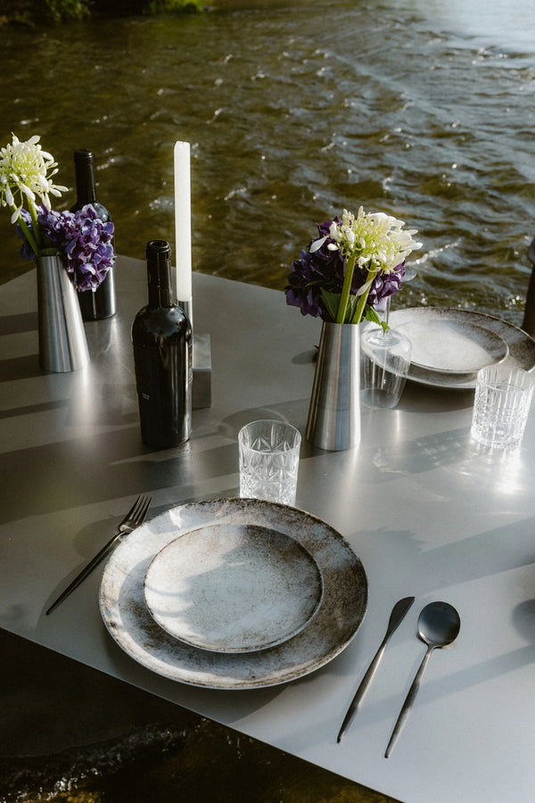 ZEN DINING TABLE