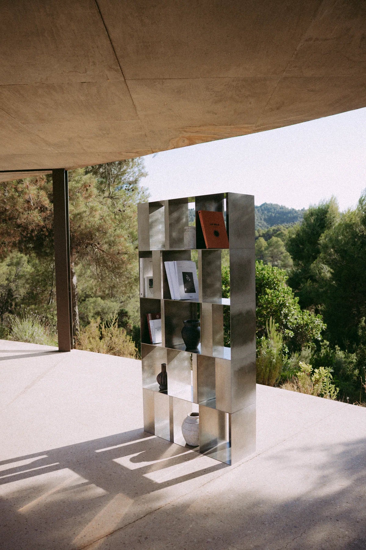 INFINITY BOOKSHELF modulares Edelstahlregal – Ansicht 4